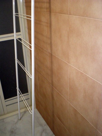 収納力アップ・湿気対策にはエコカラット 収納力アップ・湿気対策にはエコカラット